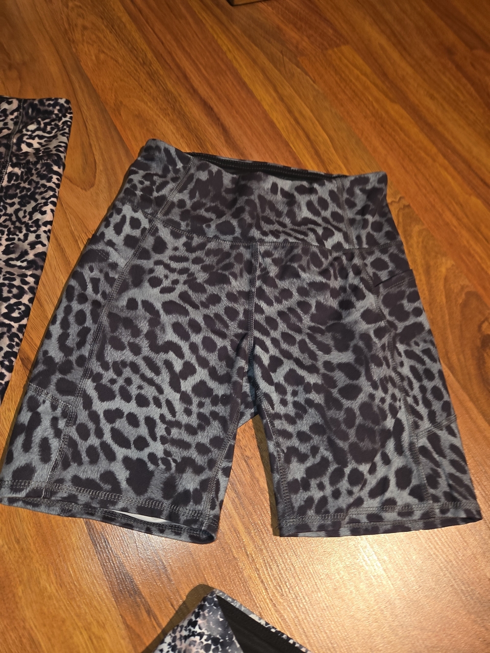 Jessica Simpson Athletic Bike Shorts Bundle - Picture 6 of 6